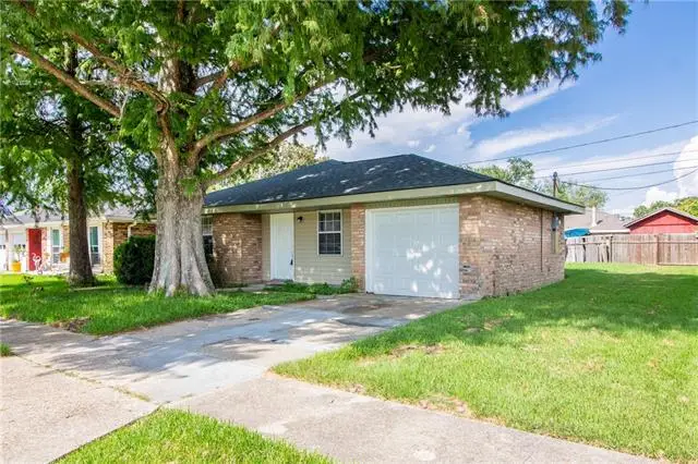 2112 Tiffany Drive, Laplace, LA 70068 - #2