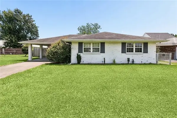 917 Ellen Street, Gretna, LA 70056