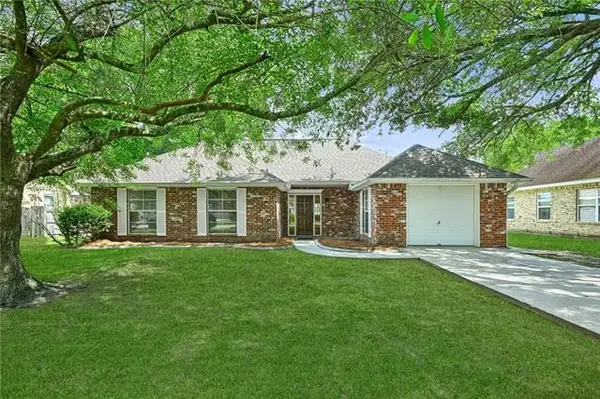202 Yvonne Avenue, Abita Springs, LA 70420