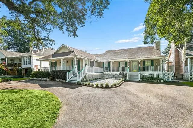 511-513 Wilkinson Street, Mandeville, LA 70448 - #1