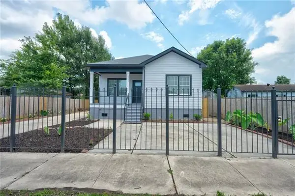 3207 Monroe Street, New Orleans, LA 70118