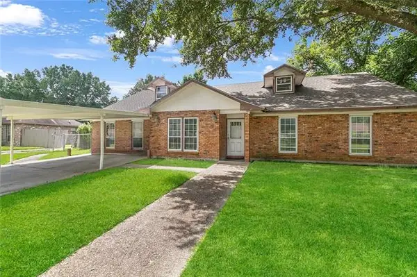 5698 Djuanna Drive, Baton Rouge, LA 70811