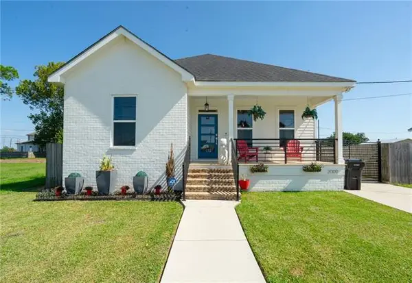 2009 Center Street, Arabi, LA 70032