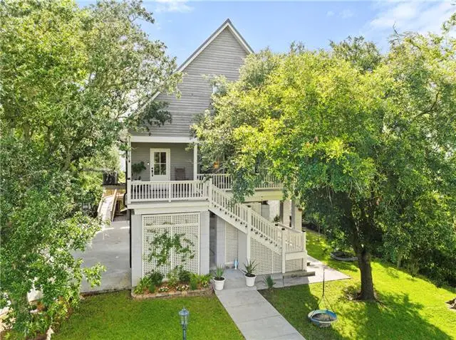225 West Street, Mandeville, LA 70448 - #1