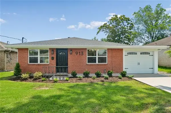 913 Kent Avenue, Metairie, LA 70001