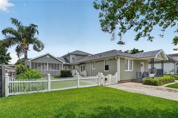 3749 Bauvais Street, Metairie, LA 70001
