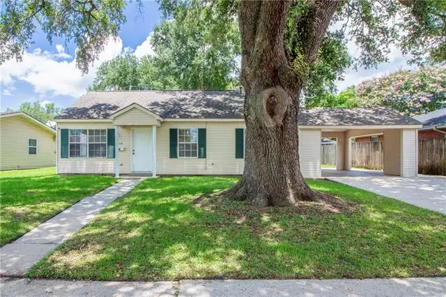 564 Melrose Drive, Laplace, LA 70068 - #2