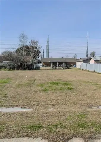 948 N Claiborne Parkway, Westwego, LA 70094