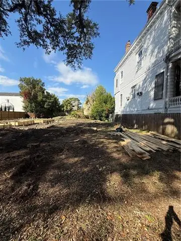 2215 Carondelet Street, New Orleans, LA 70130 - #1