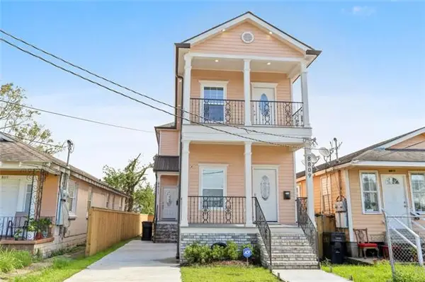 8809-11 Edinburgh Street, New Orleans, LA 70118