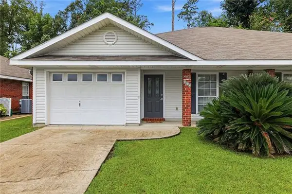 819 Eden Oaks Drive, Ponchatoula, LA 70454