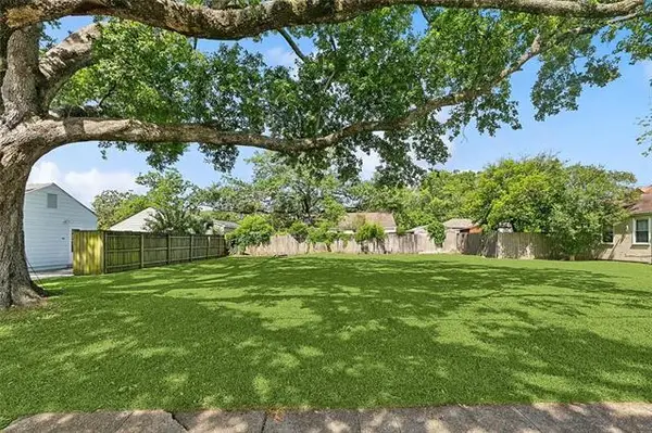 1016 Lillian Street, Metairie, LA 70001