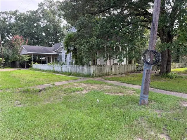 214 E Pine Street, Amite, LA 70422 - #2