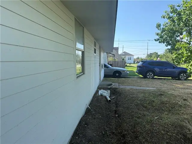 5184 Metropolitan Drive, New Orleans, LA 70126 - #3