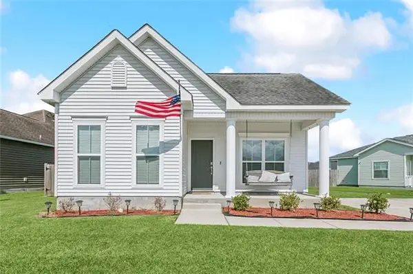 2664 Cedar Creek Street, Marrero, LA 70072