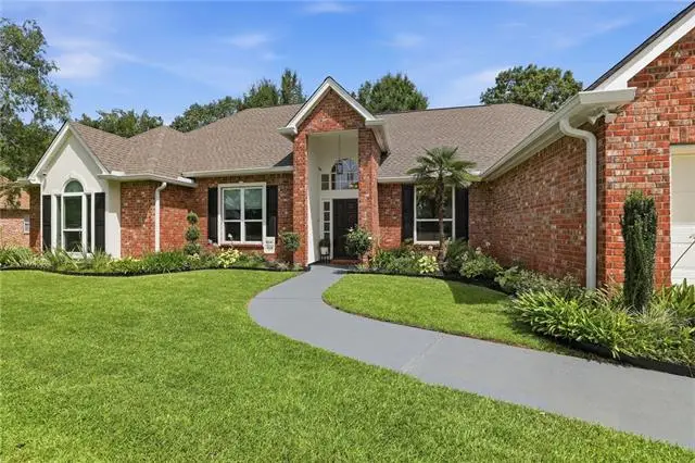 215 Chestnut Oak Drive, Mandeville, LA 70448 - #2