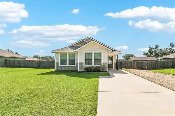42282 Joshua Drive, Ponchatoula, LA 70454
