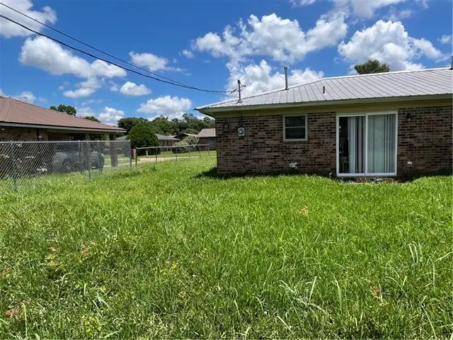 5204 Baronne Street, Alexandria, LA 71302 - #2