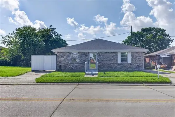 335 De La Ronde Drive, Chalmette, LA 70043