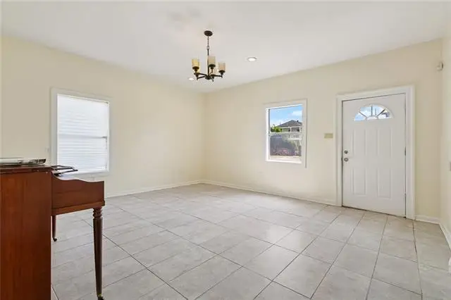 2201 Amelia Street, New Orleans, LA 70115 - #2