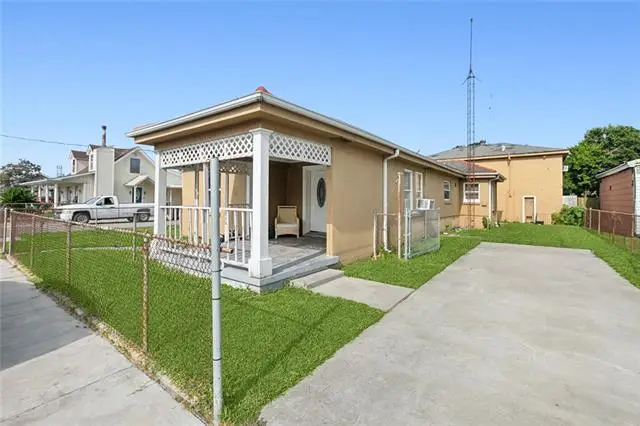 2200 Trio Street, Chalmette, LA 70043 - #1