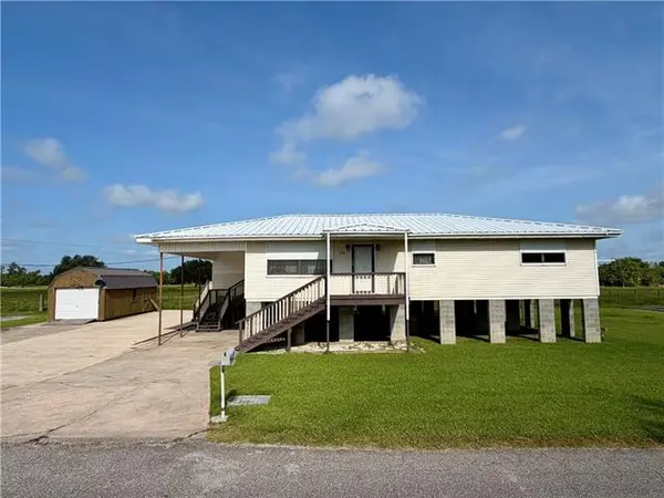206 Green Acres Street, Larose, LA 70373