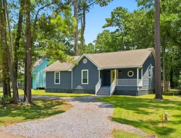 725 Willow Oak Lane, Mandeville, LA 70471 - #1