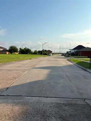 3705 Evangeline Drive, Chalmette, LA 70043 - #3