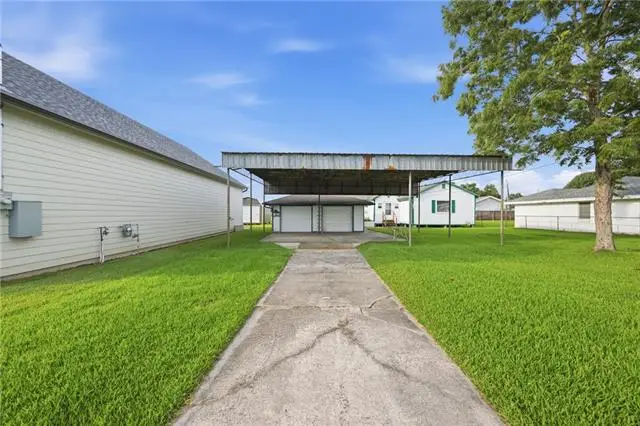 204 Overseas Avenue, Belle Chasse, LA 70037 - #3