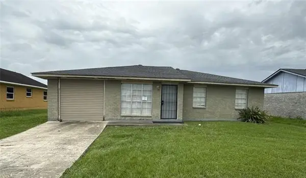 2084 Carver Drive, Marrero, LA 70072