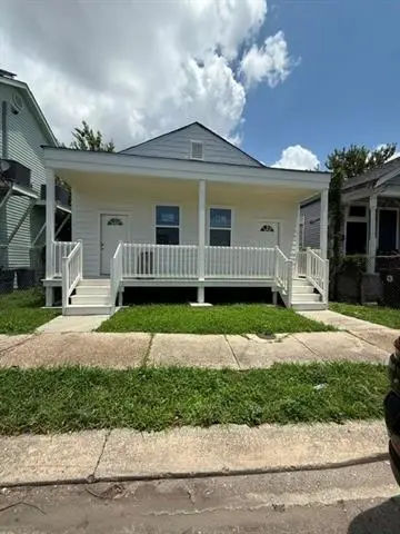 1921-23 Toledano Street, New Orleans, LA 70115