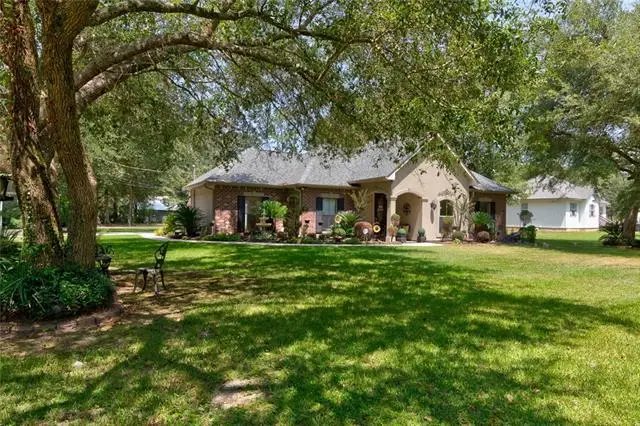61221 Forest Drive, Lacombe, LA 70445 - #2