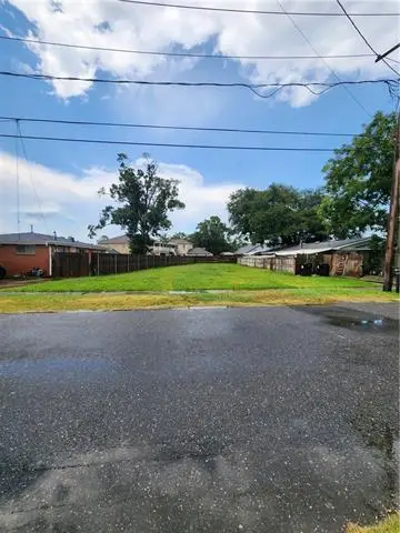 8217 Harris Avenue, Harahan, LA 70123 - #2