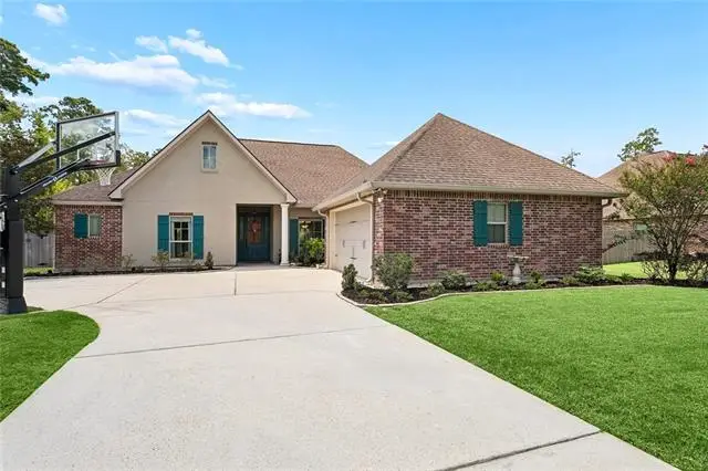 512 English Oak Drive, Madisonville, LA 70447 - #1