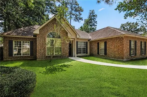 124 W Silver Maple Drive, Slidell, LA 70458