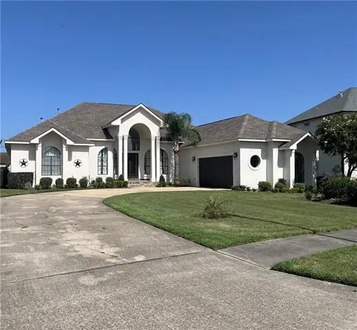 6230 Eastover Drive, New Orleans, LA 70128