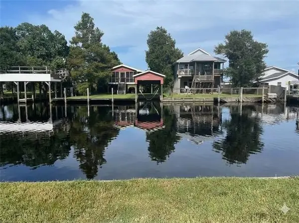 Lake Road, Lacombe, LA 70445