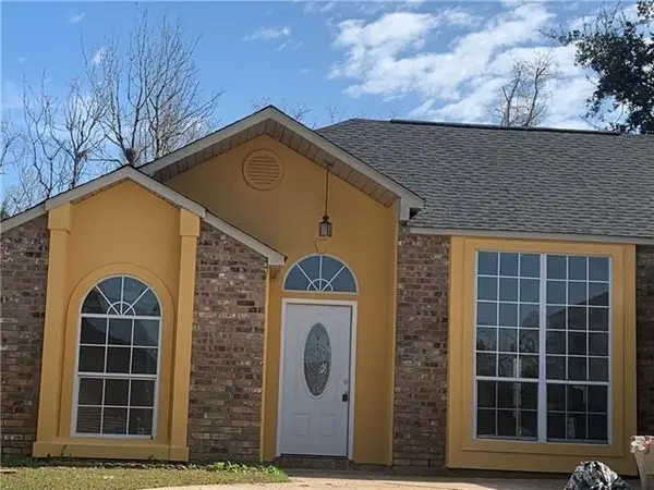 1900 English Colony Drive, Laplace, LA 70068