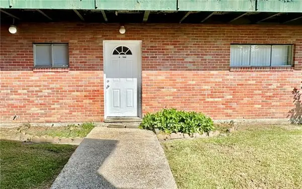 3838 Pontchartrain Drive #C-104, Slidell, LA 70458