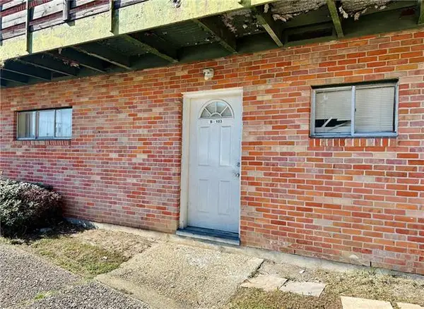 3838 Pontchartrain Drive #B-103, Slidell, LA 70458