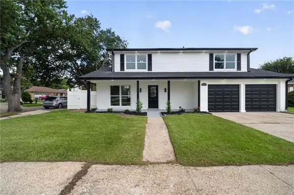 3860 N Deerwood Drive, Harvey, LA 70058