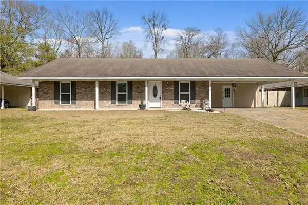 1215 Jason Drive, Denham Springs, LA 70726