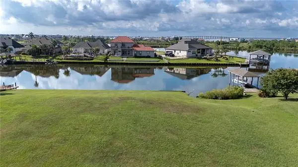 1454 Royal Palm Drive, Slidell, LA 70458