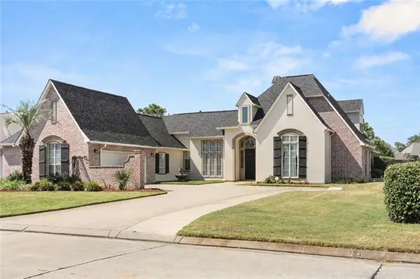 421 E Honors Point Court, Slidell, LA 70458