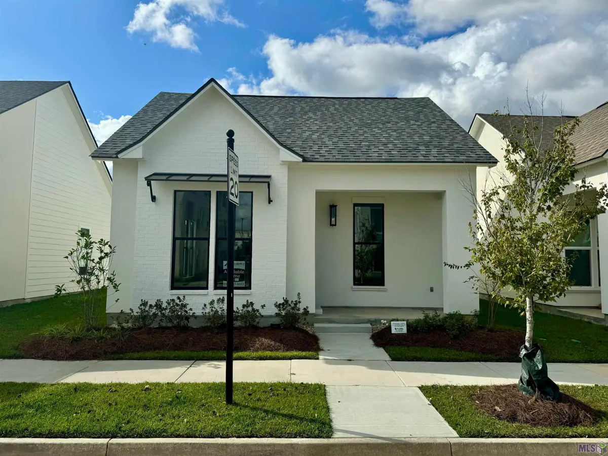 9986 Couret Dr, Baton Rouge, LA 70818 - #1