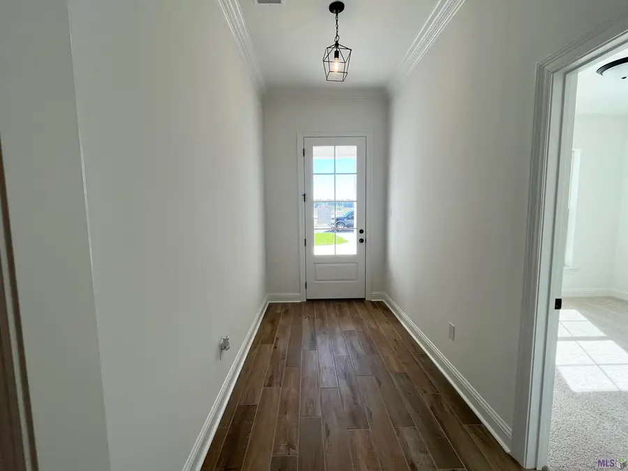 11509 Densmore Dr, Denham Springs, LA 70726 - #2