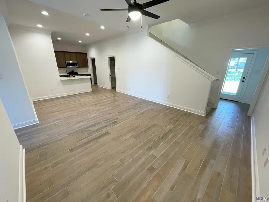 25723 Tarver Dr, Denham Springs, LA 70726 - #2