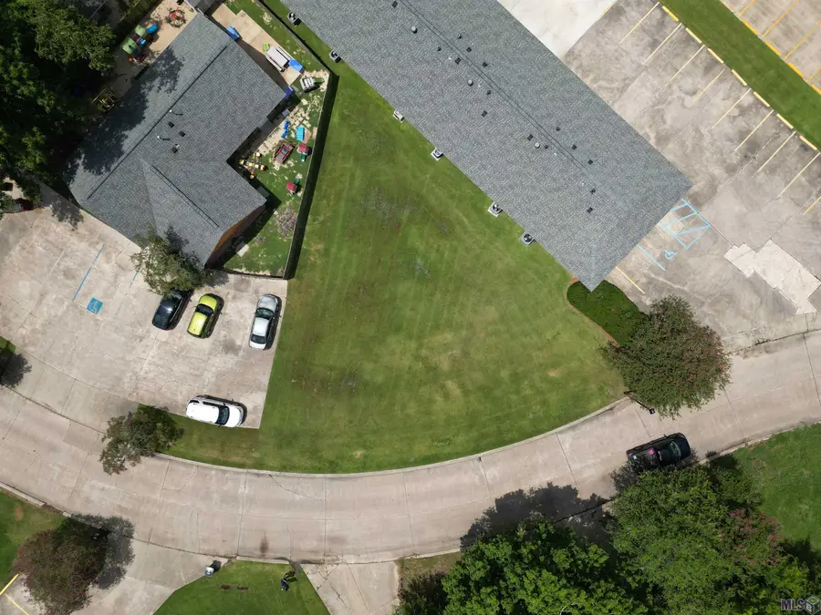 2606 Toulon Dr, Baton Rouge, LA 70816 - #2