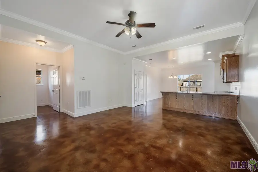 15067 Garden Creek Dr, Walker, LA 70785 - #2