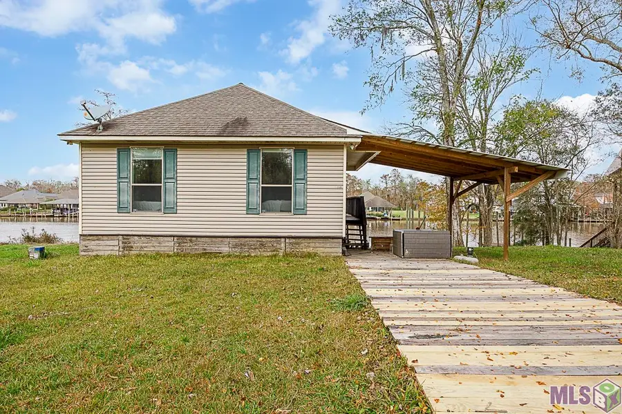 21260 Diversion Canal Rd, Maurepas, LA 70449 - #3